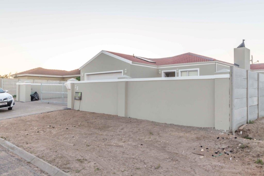 2 Bedroom Property for Sale in Velddrif Western Cape